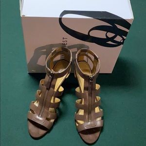 NEW WEST - Gladiator Sandal